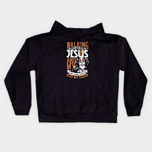 Jesus and dog - King Charles Spaniel Kids Hoodie